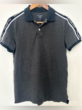 Abercrombie & Fitch Polo Shirt Mens Small Charcoal Grey Logo Tape Sleeve 18x27